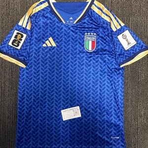 Italy 2026 World Cup Home Jersey | Size Medium | World Cup Badges